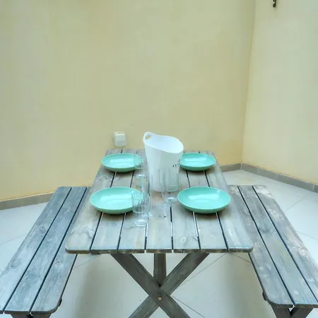 Spacious & Elegant 3 Bedroom With Yard Agre1-1