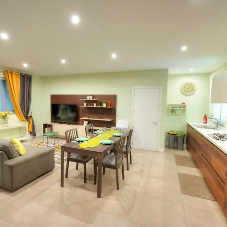 Spacious & Elegant 3 Bedroom With Yard Agre1-1