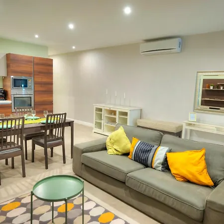 Lägenhet Spacious & Elegant 3 Bedroom With Yard Agre1-1 Sliema