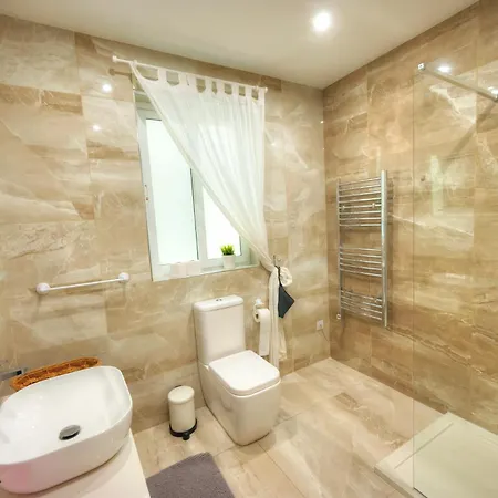 Spacious & Elegant 3 Bedroom With Yard Agre1-1 Sliema